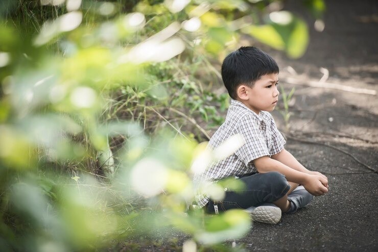 stres pada balita, tanda-tanda stres anak, cara mengatasi stres anak, penyebab stres pada anak, perubahan perilaku anak, balita sulit tidur, anak mudah tantrum, cara menenangkan anak, dampak stres pada balita, cara mengurangi stres pada anak